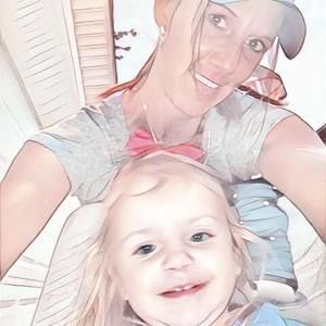 Meet your Posher, Dena